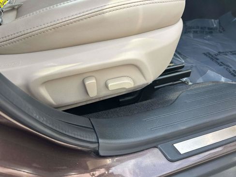 Used 2019 Subaru Outback 2.5i Limited w/ Popular Package #2 AWD/4WD image 14