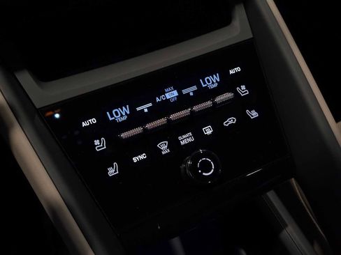 New 2025 Porsche Macan 4S Electric image 29