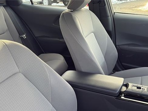 New 2026 Toyota Prius LE image 28