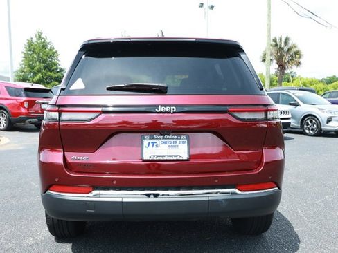 Used 2024 Jeep Grand Cherokee Limited 4xe AWD/4WD image 7