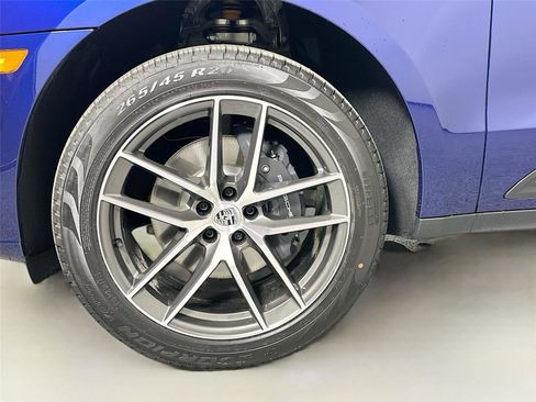 Used 2026 Porsche Macan Turbo AWD/4WD image 11