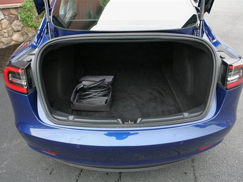 Used 2020 Tesla Model 3 Long Range AWD/4WD image 8