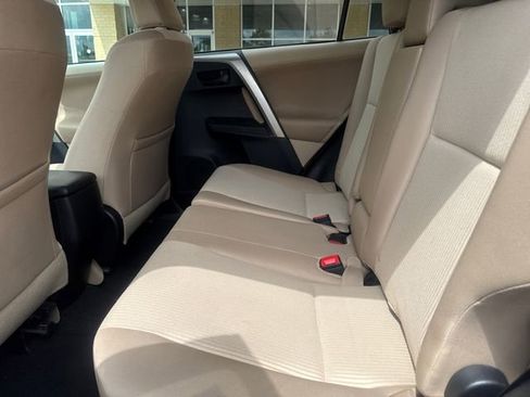 Used 2013 Toyota RAV4 LE AWD/4WD image 19