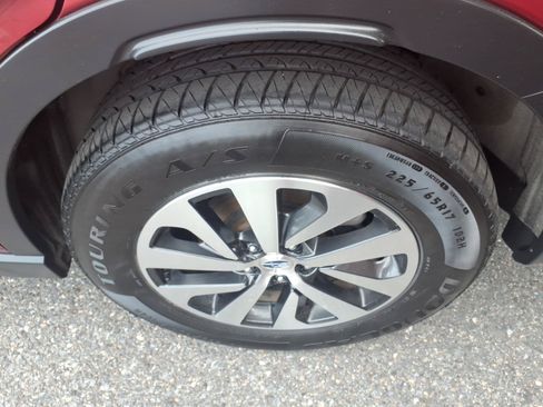 Certified 2022 Subaru Outback Premium AWD/4WD image 6