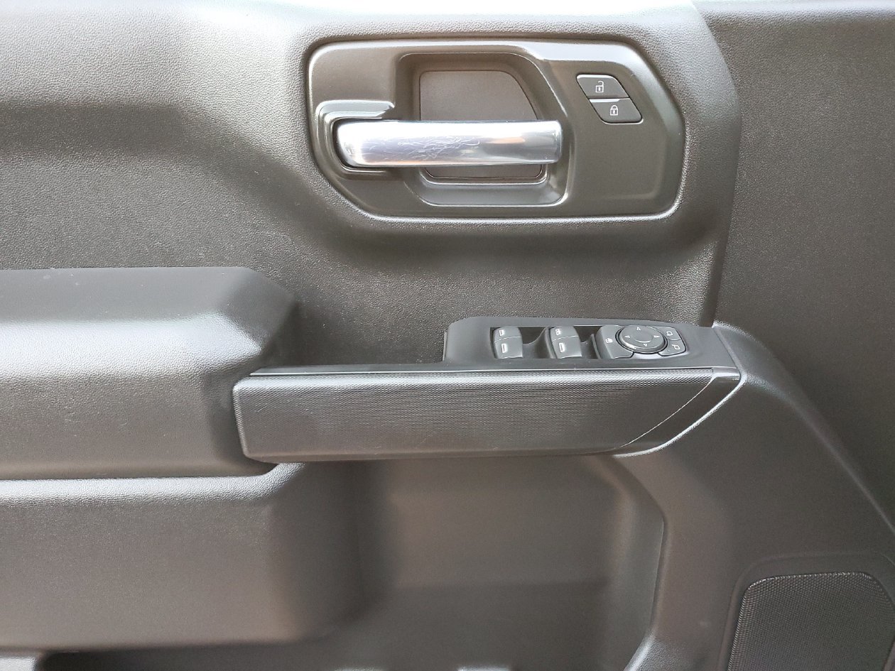 Used 2024 Chevrolet Silverado 1500 Custom RWD image 17