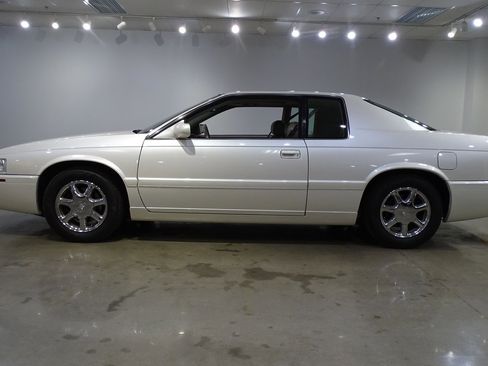 Used 1999 Cadillac Eldorado Touring FWD image 5