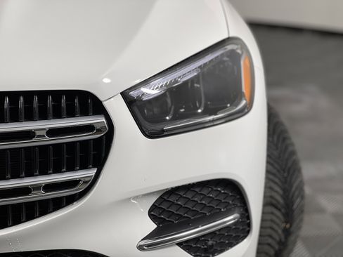 Used 2026 Mercedes-Benz GLE 350 4MATIC image 11