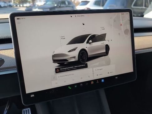 Used 2022 Tesla Model Y Performance image 13