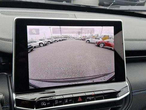 New 2026 Jeep Compass Limited image 12