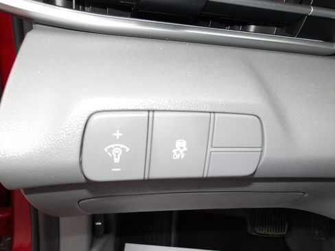 Used 2024 Hyundai Elantra SEL w/ Convenience Package image 14