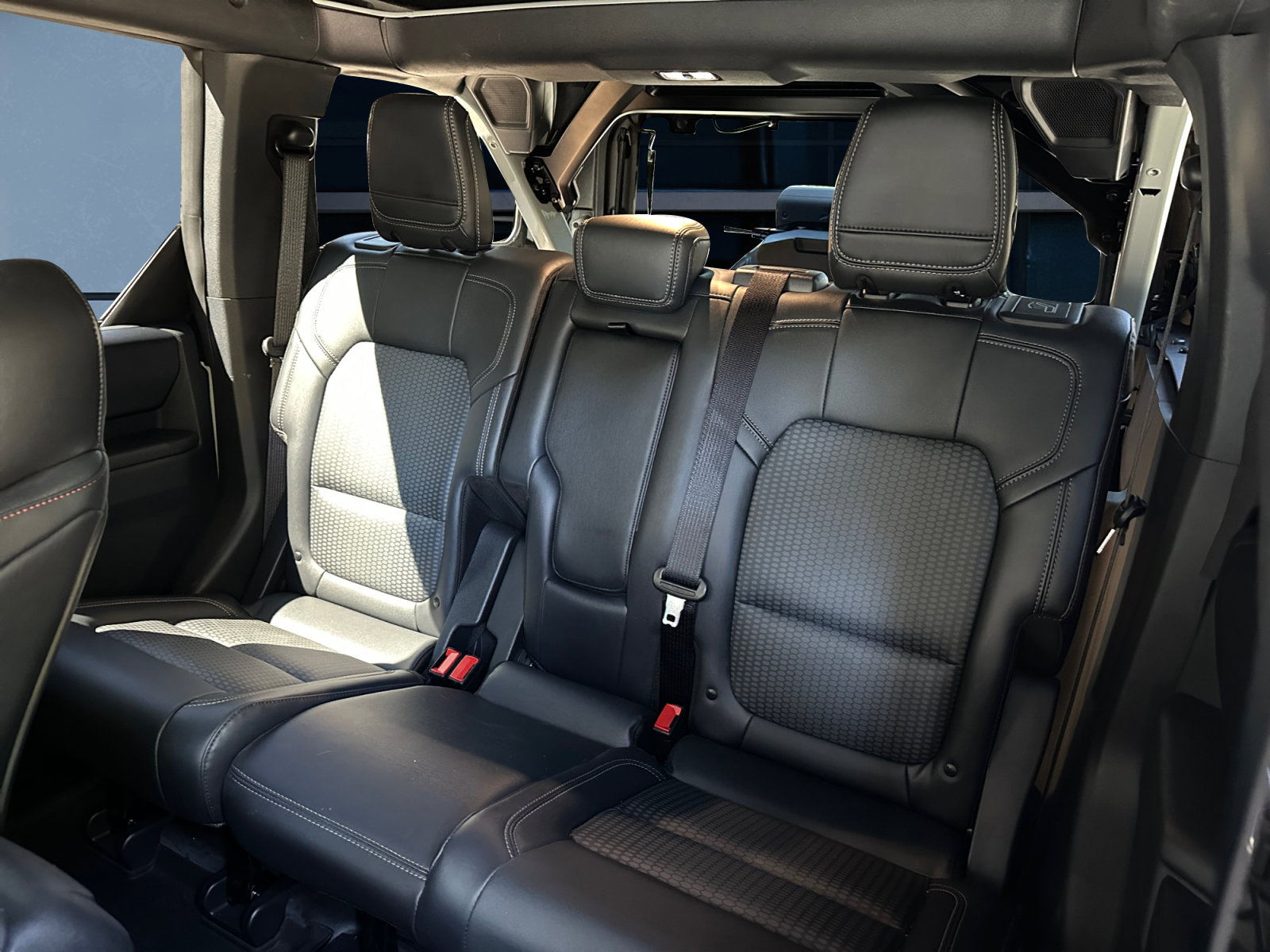 Used 2024 Ford Bronco Raptor w/ Interior Carbon Fiber Pack 6 AWD/4WD image 12