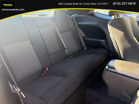 Used 2019 Dodge Challenger SXT RWD image 15