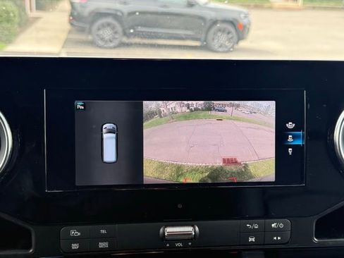 Used 2022 Mercedes-Benz Sprinter 4500 w/ Parking Package image 46