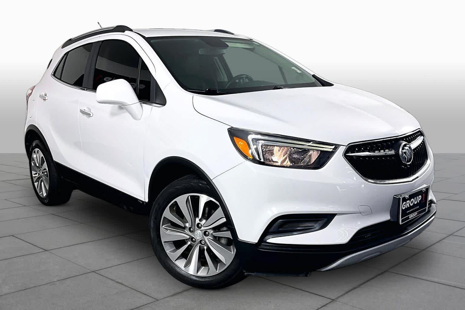 Used 2020 Buick Encore FWD image 2