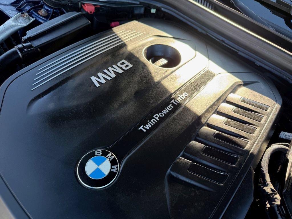 Used 2019 BMW 540i xDrive w/ Convenience Package AWD/4WD image 16