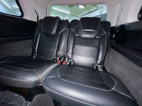 Used 2017 Mercedes-Benz GLS 550 4MATIC w/ Driver Assistance Package image 28