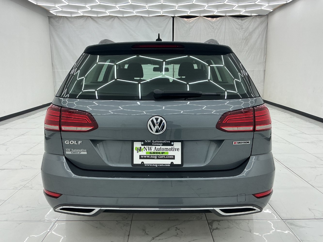 Used 2019 Volkswagen Golf S AWD/4WD image 10