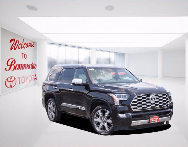 Used 2025 Toyota Sequoia Capstone AWD/4WD image 2