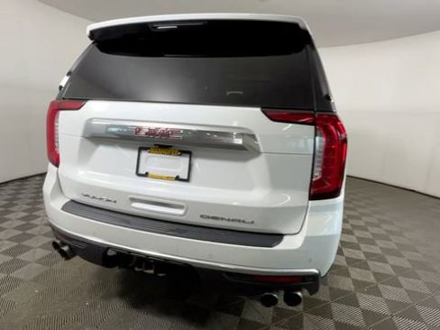 Used 2023 GMC Yukon Denali w/ Denali Reserve Package AWD/4WD image 5