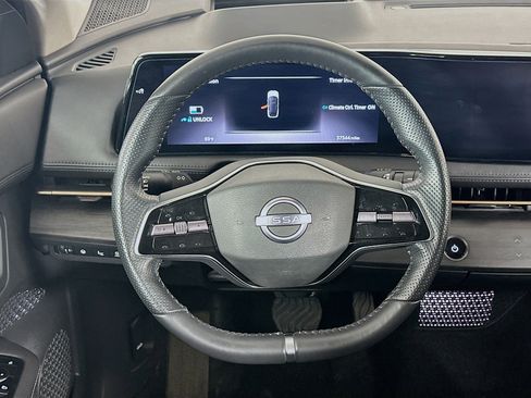 Used 2023 Nissan Ariya FWD image 18