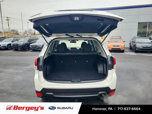 Used 2021 Subaru Forester Premium image 13