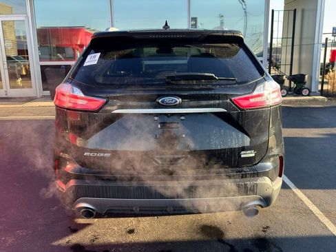 Used 2019 Ford Edge SEL w/ Equipment Group 201A image 4