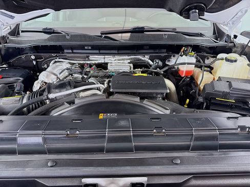Used 2023 Chevrolet Silverado 3500 LT w/ Convenience Package AWD/4WD image 27