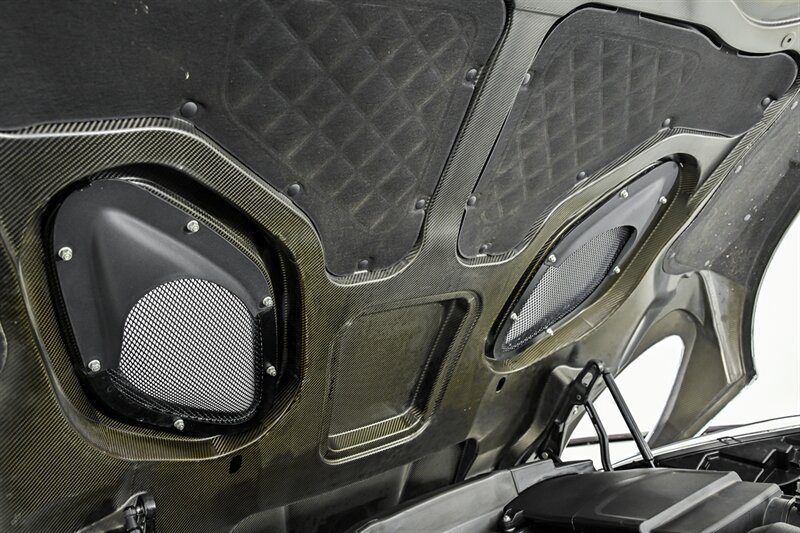 Used 2019 Aston Martin DBS Superleggera RWD image 26