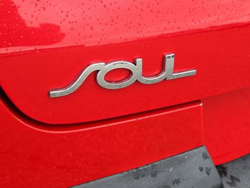 Used 2020 Kia Soul S image 26