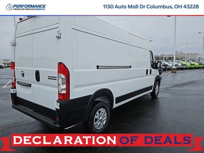 New 2025 RAM ProMaster 2500 w/ Quick Order Package 22G SLT
