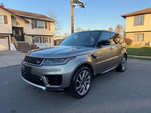 Used 2020 Land Rover Range Rover Sport HSE image 3