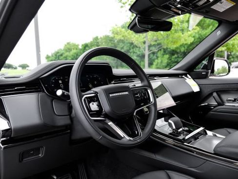 New 2026 Land Rover Range Rover Sport SE AWD/4WD image 3