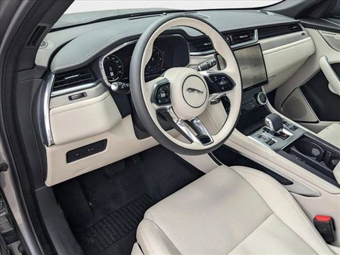New 2025 Jaguar F-PACE R-Dynamic S image 5