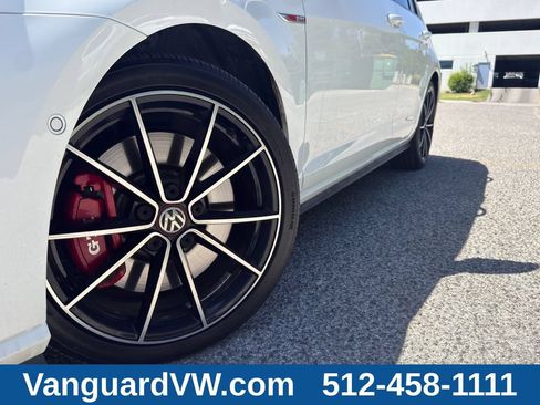 Used 2021 Volkswagen GTI Autobahn FWD image 4