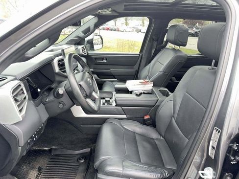 Used 2023 Toyota Tundra Platinum w/ Advanced Package AWD/4WD image 9