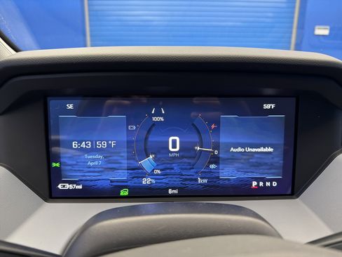 New 2027 Chevrolet Bolt LT w/ Comfort Package FWD image 18