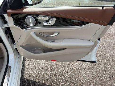 Used 2020 Mercedes-Benz E 450 4MATIC Wagon image 14