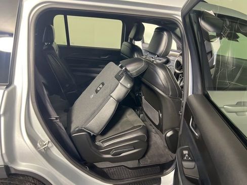 Certified 2023 Jeep Grand Cherokee L Altitude image 34