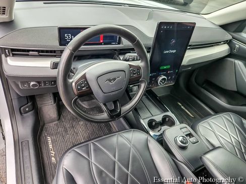 Used 2021 Ford Mustang Mach-E Select w/ Comfort/Appearance Package AWD/4WD image 8