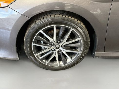 Used 2024 Toyota Camry XLE FWD image 38