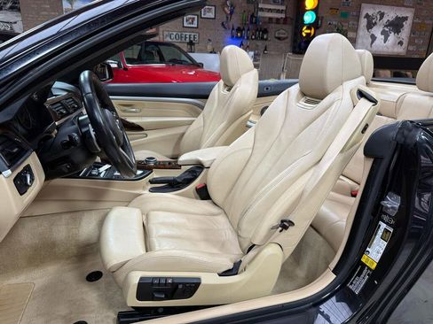 Used 2014 BMW 435i Convertible RWD image 30