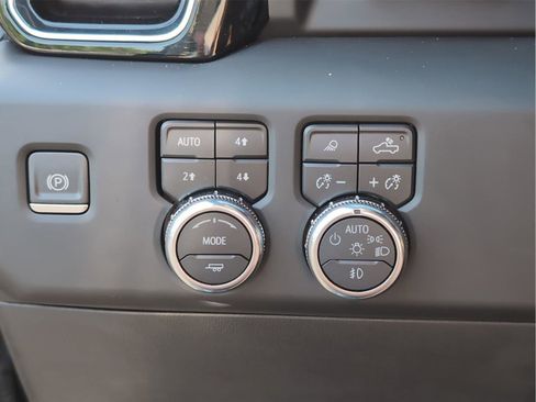 Used 2022 GMC Sierra 1500 Denali Ultimate AWD/4WD image 28