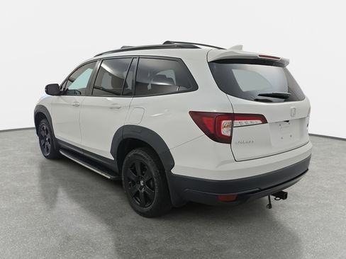 Used 2022 Honda Pilot TrailSport image 5