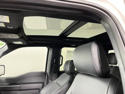 New 2025 Ford F150 Lariat w/ Equipment Group 502A High image 17