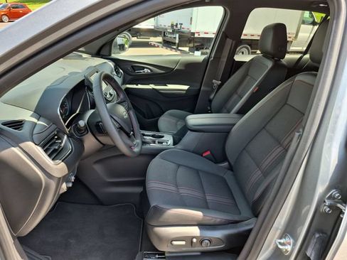 Used 2024 Chevrolet Equinox RS AWD/4WD image 22