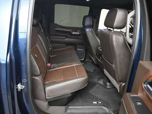 Used 2023 GMC Sierra 1500 Denali w/ Denali Reserve Package RWD image 11