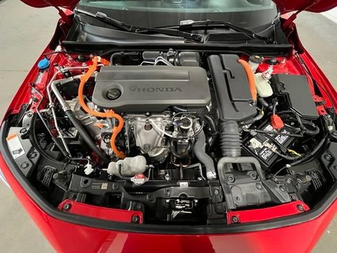 Used 2025 Honda Civic Sport image 27