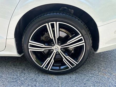 Used 2020 Volvo S60 T6 Inscription w/ Protection Package AWD/4WD image 14