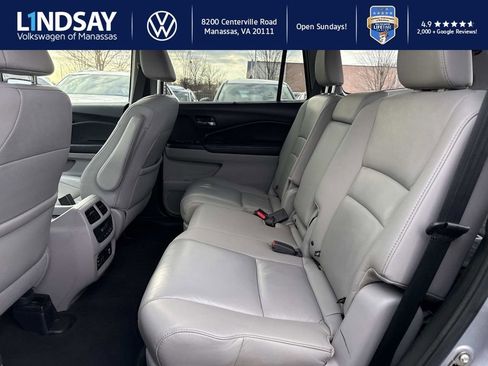 Used 2018 Honda Pilot Touring image 10