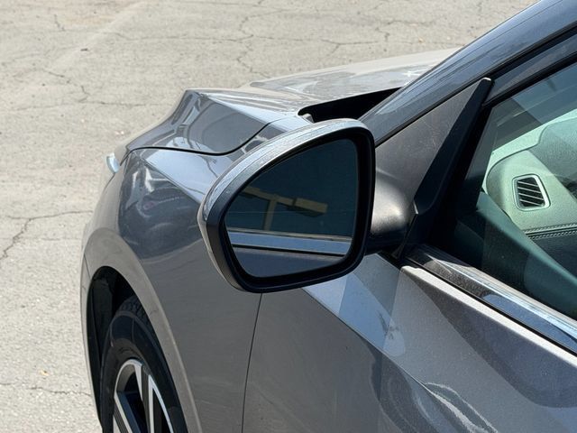 Used 2024 Nissan Sentra SV FWD image 10